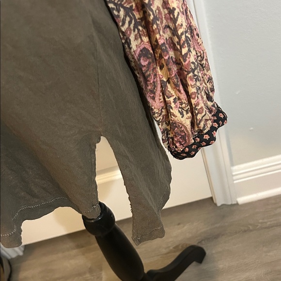 We The Free Olive Green Long Sleeve Top with Paisley Contrast Sleeves - Picture 3 of 6